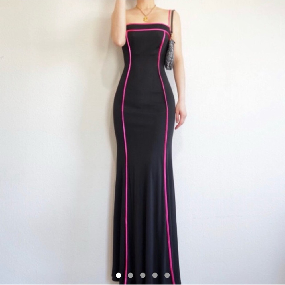 My senior year prom dress! Originally bought off Depop seller so… Repop lol